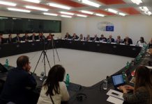 Parlamentarët evropianë i bëjnë thirrje BE-së për ndryshim të politikës ndaj Iranit