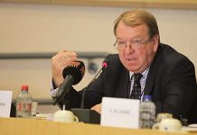 Struan Stevenson: Shfaqen të çara në regjimin e Iranit