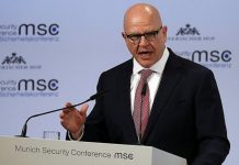 Këshilltari i Sigurisë Kombëtare i SHBA argumenton se investimi në Iran është si ” t’i japësh një çek ” terroristëve