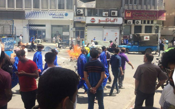 Iran-3rd-Day-of-Strike-and-Uprising-in-Tehran