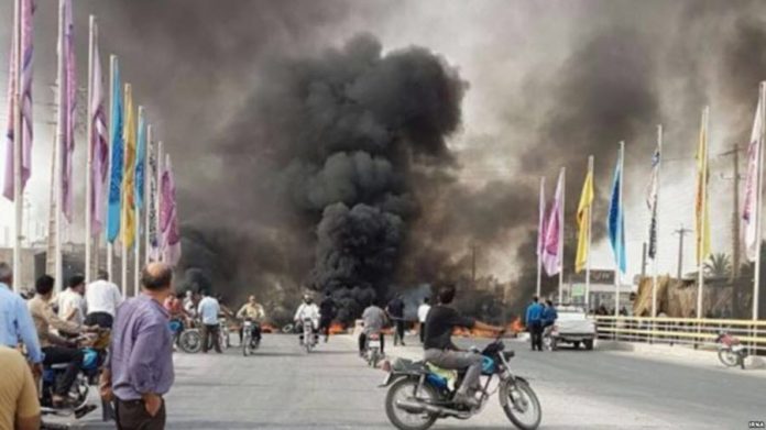 People-of-Borazjan-Protest-Against-Power-Failure-and-Lack-of-Drinking-Water