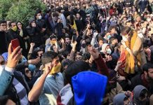 Njësitë e rezistencës në Iran po marrin drejtimin në protestat e vazhdueshme