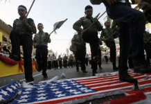 Qelizat e fjetura të mbështetura nga Irani kanë infiltruar SHBA-në dhe janë ‘gati për të qëlluar’