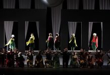 Regjimi Iranian Vazhdon të Shtypë Popullin