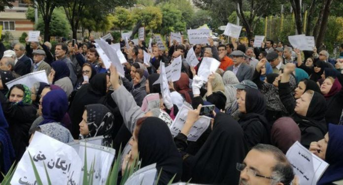 Iran-Teachers-Union-Calls-for-a-General-Strike