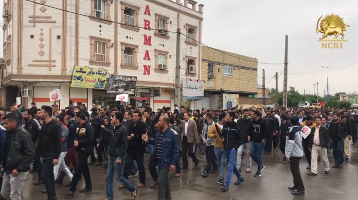 The-11th-Day-of-the-Strike-of-the-Hardworking-and-Brave-Workers-of-Haft-Tappeh-Sugar-Cane-Mill