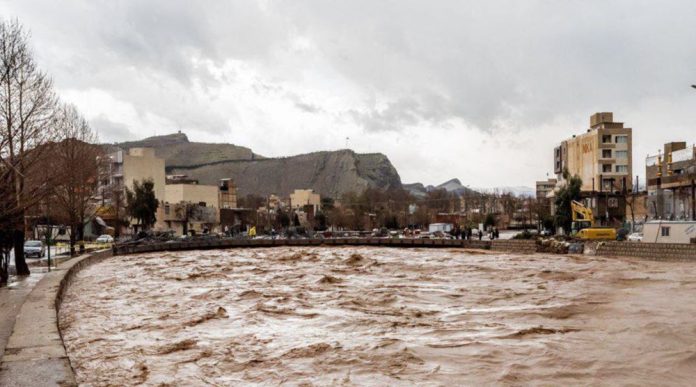 Iran-corrupt_leaders_mismanaged_water_resources_for_40_years
