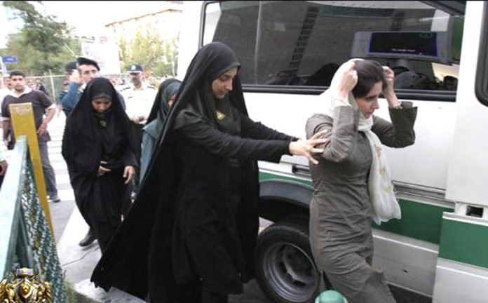 Iran_Regime_Increases_Pressure_on_Women_Defying_Forced_Hijab
