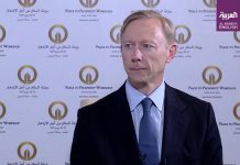 Brian Hook: Vetëm Sanksionet mbi Naftën e Iranit e Privojnë Regjimin nga $50 Bilion të Ardhura Vjetore