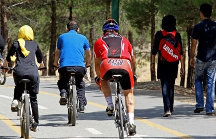 70_Female_Cyclists_Arrested_in_Iran-1