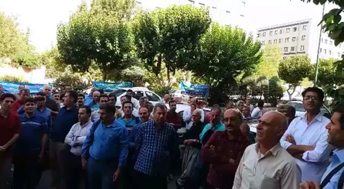 Rural_Telecom_Employees_From_Across_Iran_Protest_in_Tehran