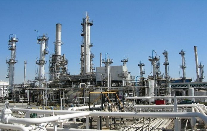 iranian-oil-refinery