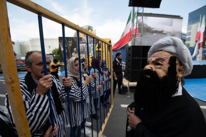 No-to-Rouhani-Iran-protest