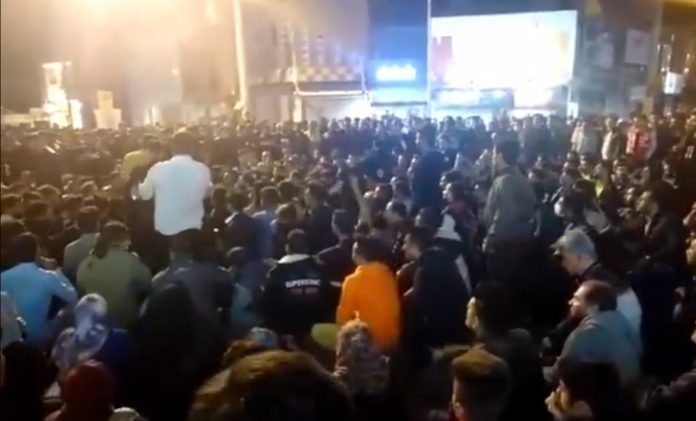 Iran_Protests_over_the_hike_in_gasoline_prices