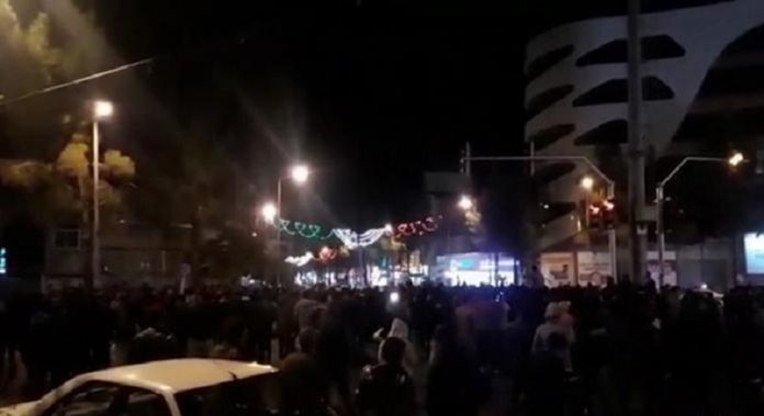 Iran_Uprising_Spreads_to_75_Cities