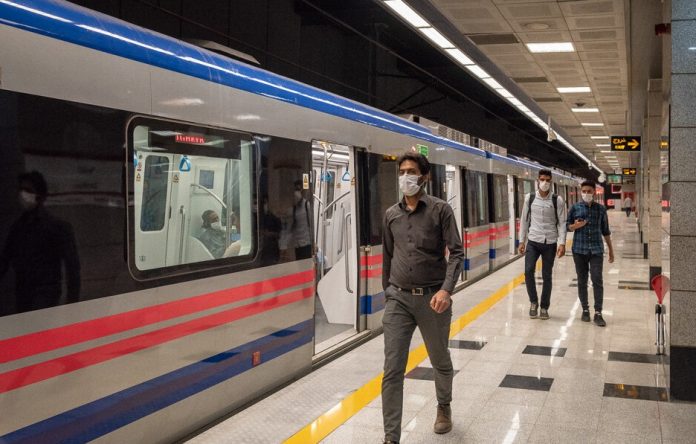 Iran-Shiraz-Metro-696x444