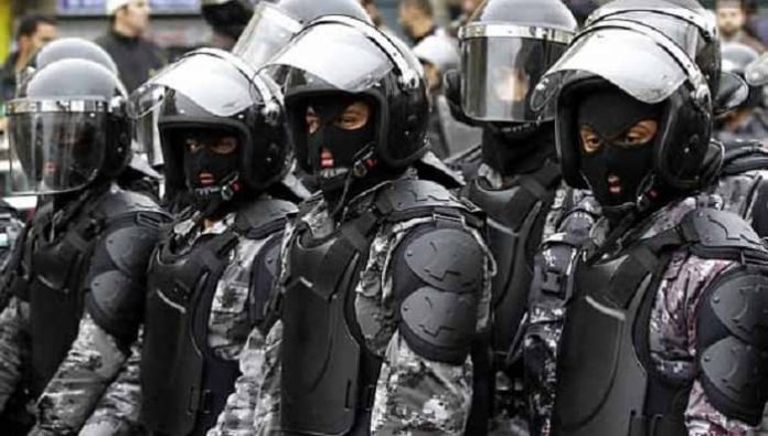 Anti_Riot_forces_Iran2_05112020