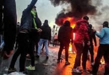 Arrestimet e Fundit në Iran Theksojnë Dëshpërimin dhe Dobësinë e Regjimit