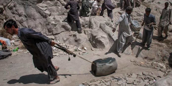 Sistan-and-Baluchestan-protests-fuel-carriers