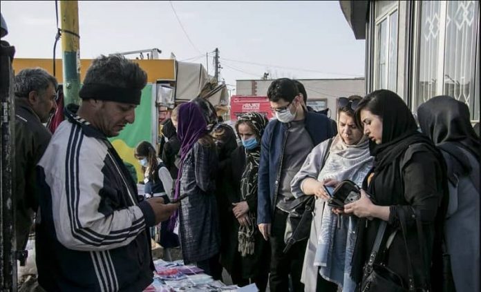 Iran-Tabriz-women-bazaar-1