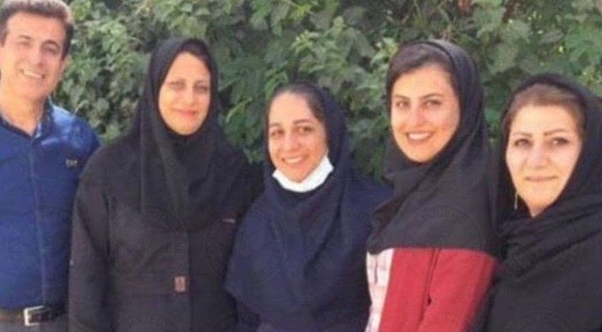 Iran-court-sentences-six-Bahais-sentenced-to-73-years-of-prison-680x375