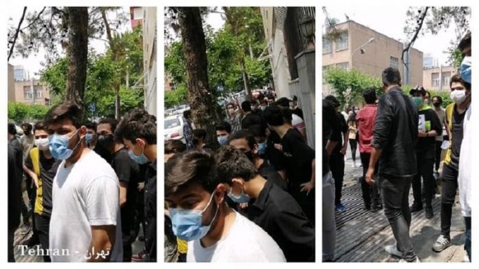 Tehran-Students-Protests-01