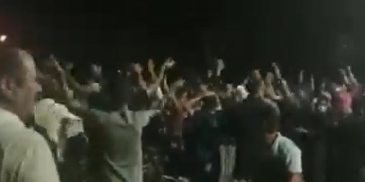 More provinces join water protests on seventh night