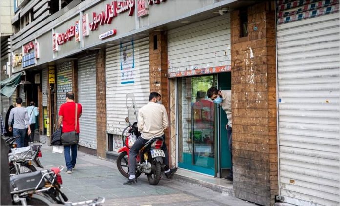 Iran-Economy-09