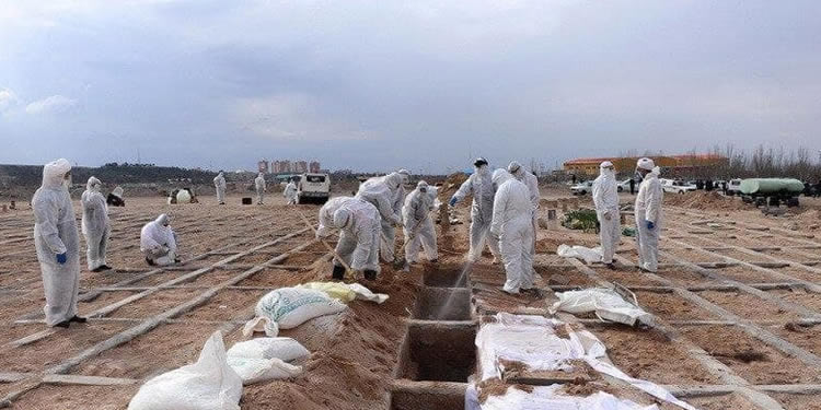 Iran hits new death toll record in COVID-19 fifth peak