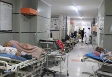 Irani: Efektet e ndalimit të vaksinës nga Khamenei ende përkeqësohen, tetë muaj më vonë