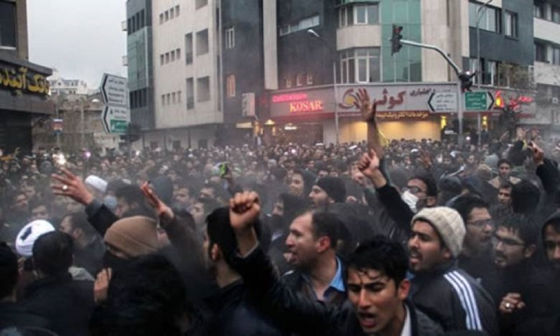 Përvjetori i protestave të mëdha në Iran është një shans që bota të flasë