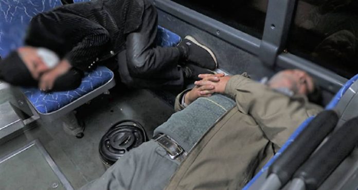 iran-sleep-buses