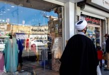 Irani: Thirrja për ndarjen e fesë nga shteti avullon