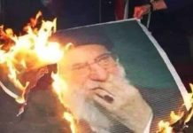 Iran: Të rinjtë sfidues dogjën fotot dhe manekinat e Khameneit gjatë Festivalit të Zjarrit