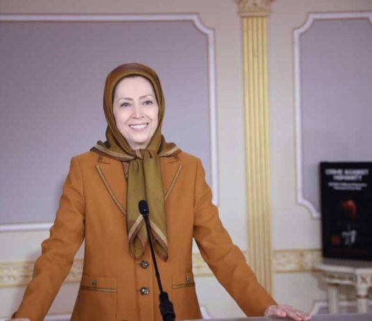 Mesazhi i Znj. Maryam Rajavi për Iranianët që Kanë Nëntë Muaj që Protestojnë Jashtë Gjyqit të një Lakeu në Seancën e Tij të Fundit