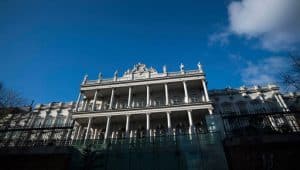 iran-nuclear-talks-in-vienna-300x170