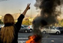 Gratë kanë qenë objektivi kryesor i regjimit iranian – Tani ato po udhëheqin revolucionin për ta rrëzuar atë