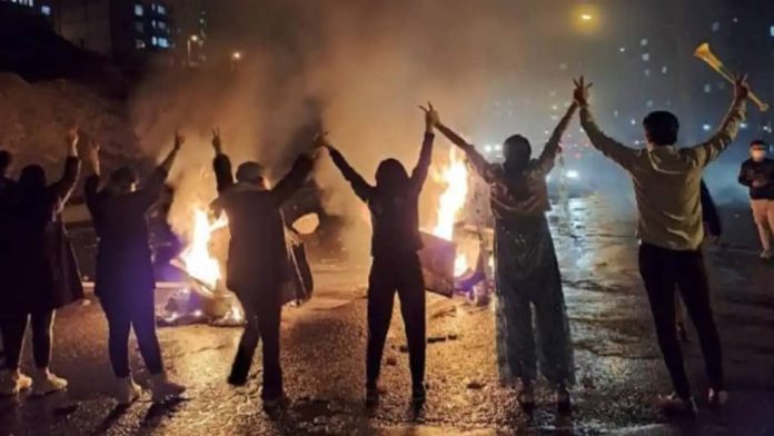 iran-uprising-solidarity-1024x577