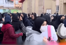 Helmimi i studenteve vazhdon në Qom, Teheran, Borujerd, Kermanshah dhe qytete të tjera