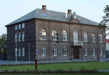 Shumica e Parlamentit të Islandës mbështet planin 10-pikësh të zonjës Maryam Rajavi për Iranin Demokratik.