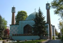 Qendrat e regjimit iranian për spiunazhin, eksportimin e fondamentalizmit dhe terrorizmit duhet të ishin mbyllur shumë më shpejt