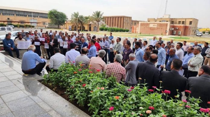 iran-oil-workers-protest-15112023 (1)