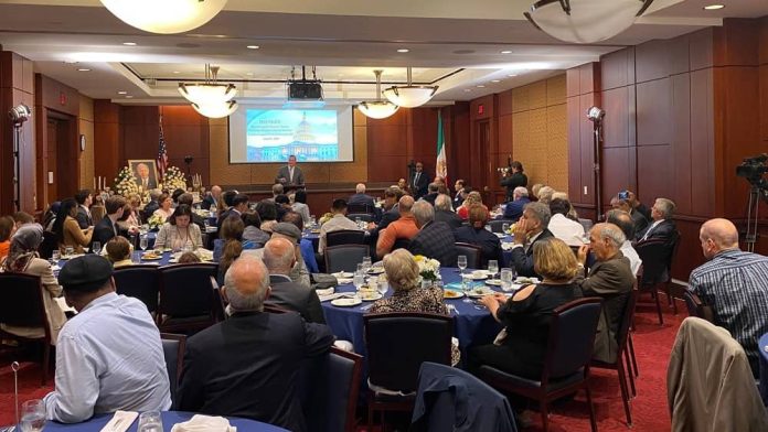 Konferenca e Senatit Amerikan thekson politikën e fuqishme ndaj regjimit iranian Konferenca e Senatit Amerikan thekson politikën e fuqishme ndaj regjimit iranian