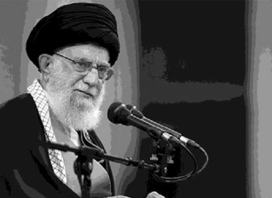 Kush është Ali Khamenei, lideri suprem i regjimit të Iranit?
