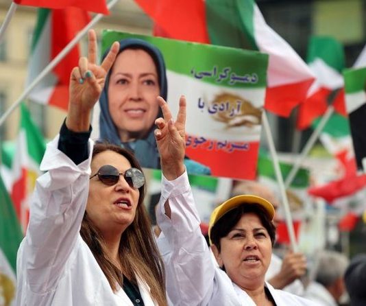 Rezistenca e grave iraniane, shtypja brutale, rrënjët historike Rezistenca e grave iraniane, shtypja brutale, rrënjët historike