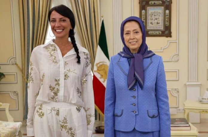 Takim i bukur me zonjën Maryam Raxhavi