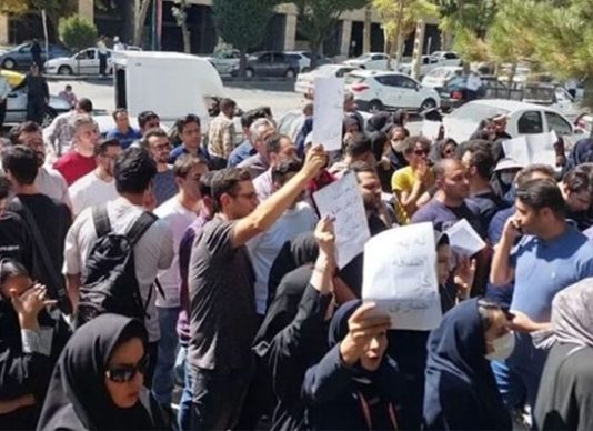 https://al.ncr-iran.org/wp-content/uploads/2024/09/Sa-protestat-e-perhapura-po-e-shtyjne-Iranin-drejt-ndryshimit-shoqeror.jpg