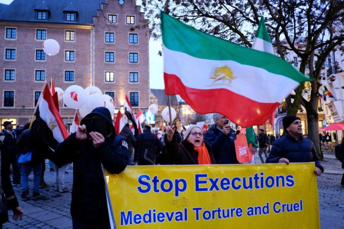 Përshkallëzimi i ekzekutimeve në Iran- Një strategji e zymtë e shtypjes nën udhëheqjen e re Përshkallëzimi i ekzekutimeve në Iran: Një strategji e zymtë e shtypjes nën udhëheqjen e re