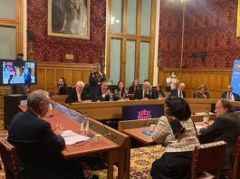 "Parlamenti i Mbretërisë së Bashkuar pret konferencën në mbështetje të luftës së grave iraniane për demokraci dhe kundër dhunës shtetërore"