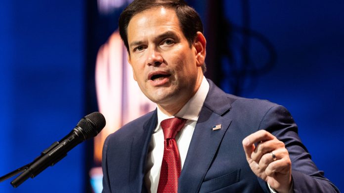 Sekretari amerikan i Shtetit dënon regjimin iranian si burimin kryesor të paqëndrueshmërisë rajonale 16 shkurt 2025 – Sekretari amerikan i Shtetit Marco Rubio dënoi ashpër regjimin iranian, duke e quajtur atë “burimin e vetëm më të madh të destabilitetit në rajon”